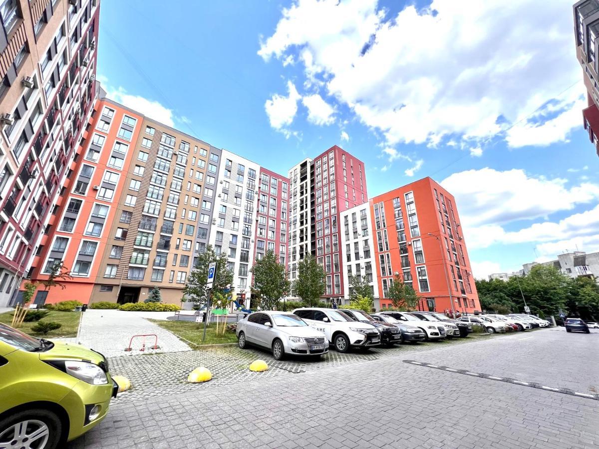 Osapart Hotel In A Complex Semycvit 4 Lvov Exteriér fotografie