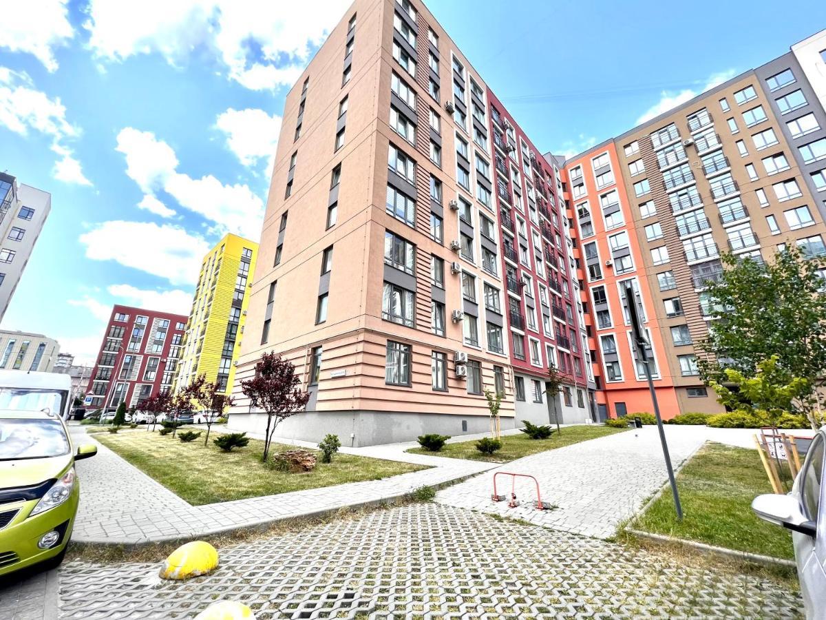 Osapart Hotel In A Complex Semycvit 4 Lvov Exteriér fotografie